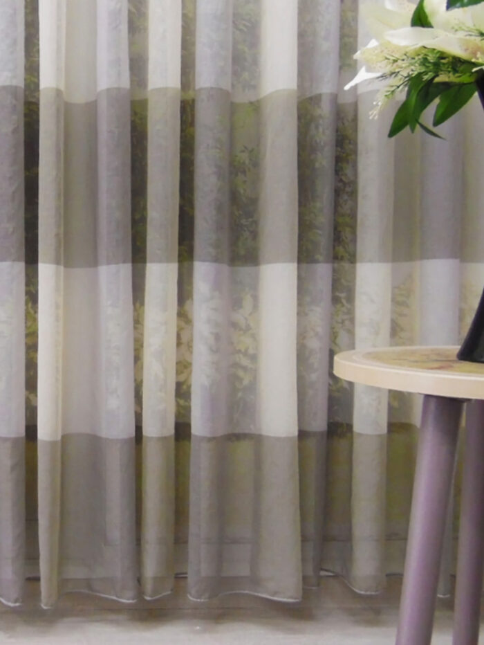 krem yeşil çizgili perde