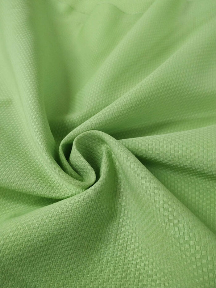 Yeşil renkli desenli fon perde