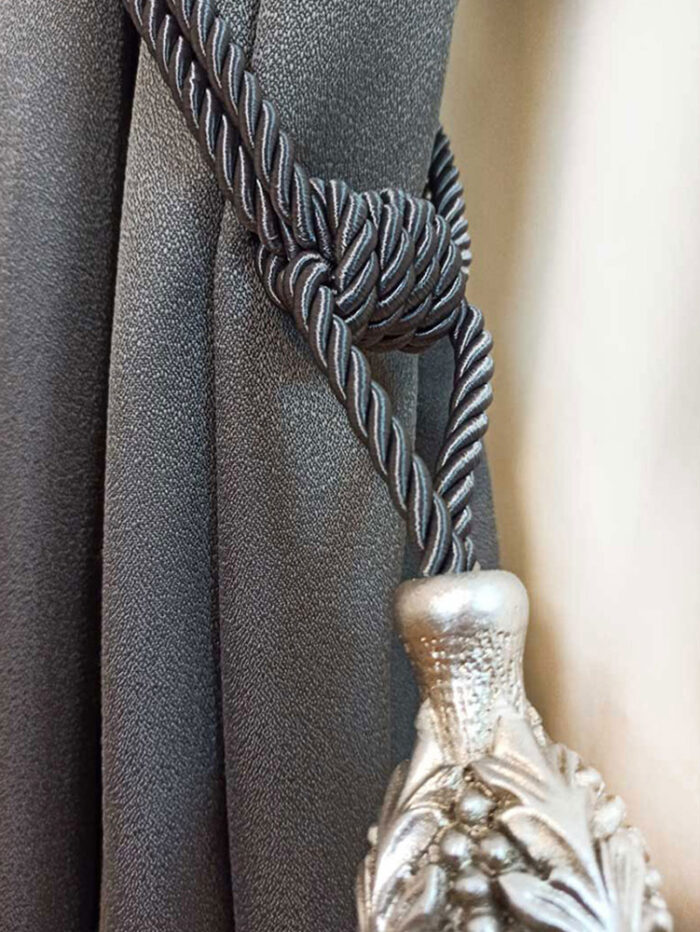 gri renkli düz fon perde