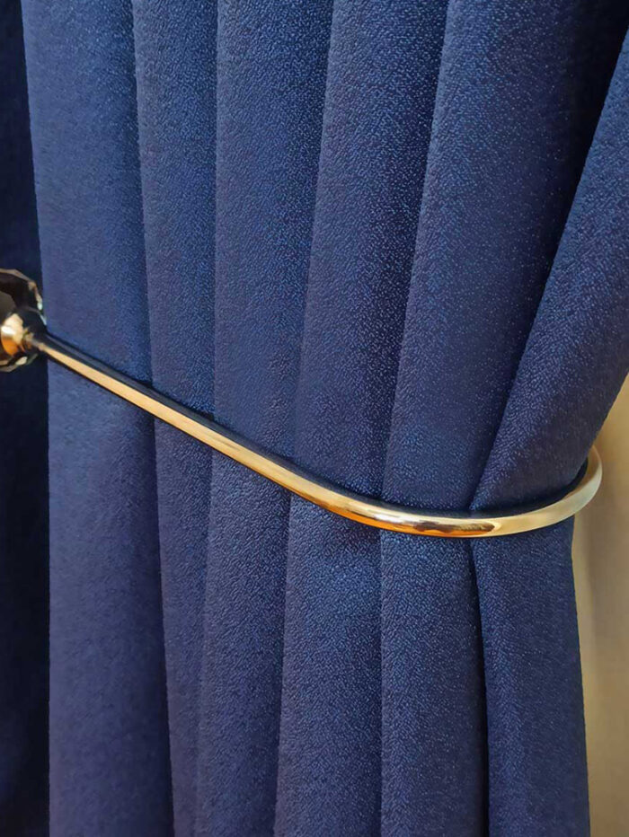 mavi renkli düz fon perde