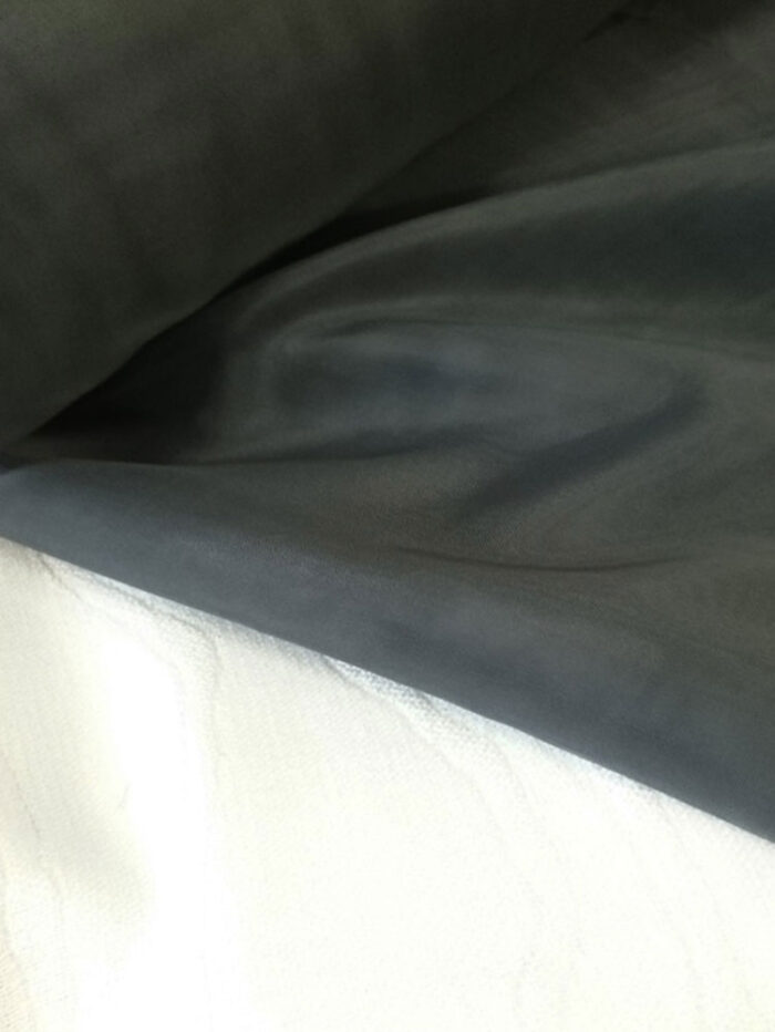 Koyu gri düz tül perde