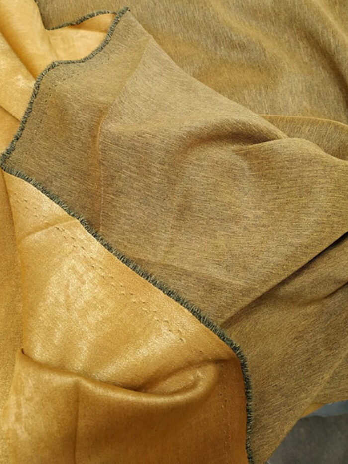 Sarı renkli düz fon perde