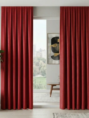 Doku Detayı: "Keten tafta dokuma teknolojisinin sağladığı gövdeli lif yapısını ve kırmızının mat-saten yüzeyini sergileyen yakın plan çekimi; pencereler için iddialı fon perde karakteri."