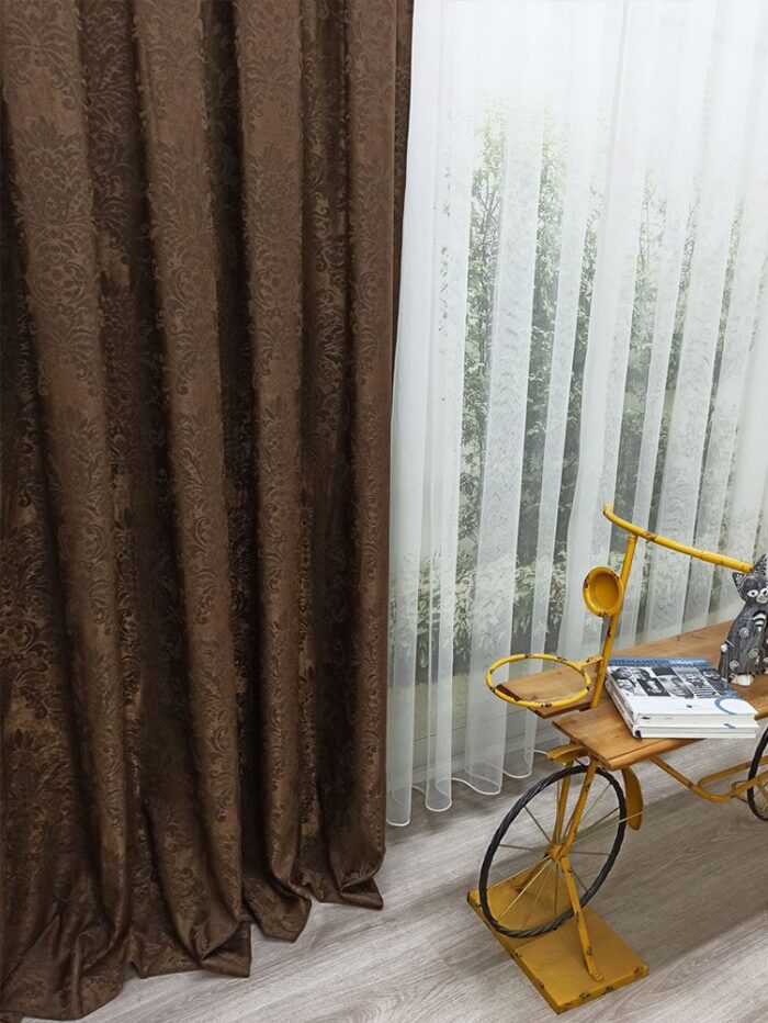 Koyu kahve desenli fon perde