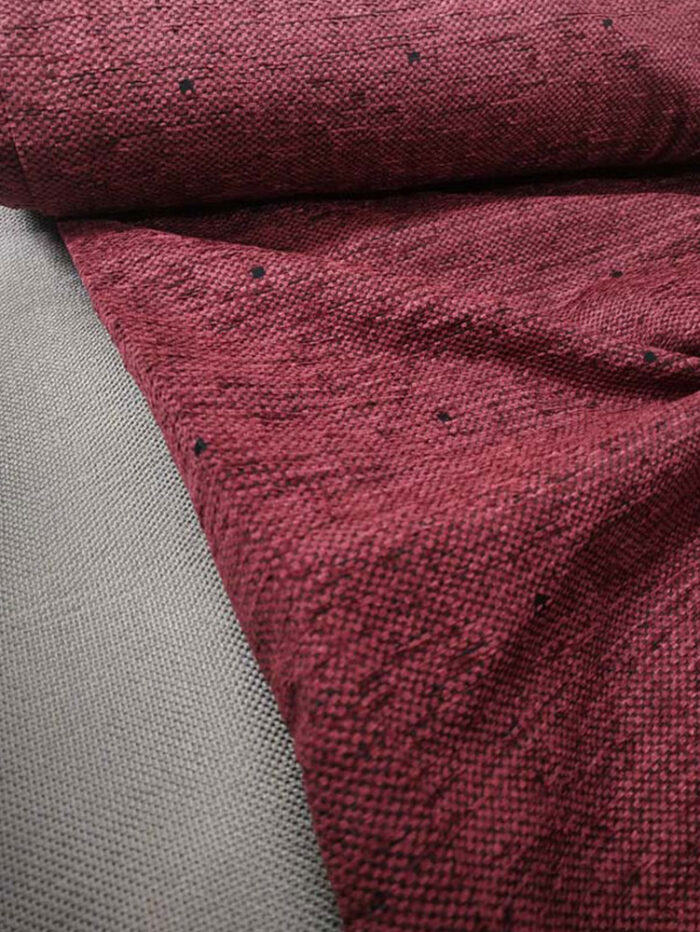 kırmızı desenli fon perde