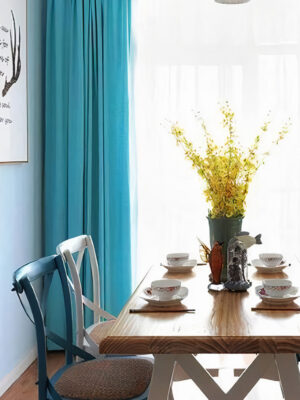 mavi renkli düz fon perde