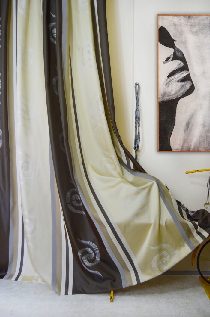 desenli kahve rengi perde