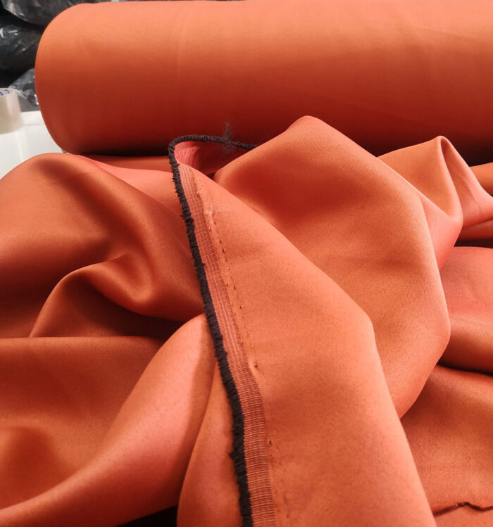 Kiremit rengi turuncu blackout fon perde modelleri