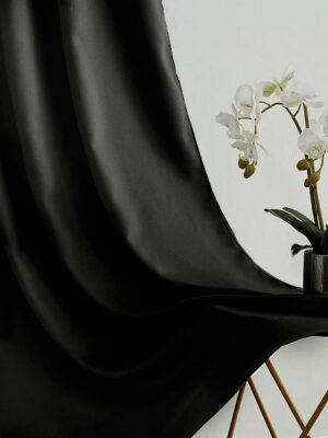 siyah karartma perde fiyatları