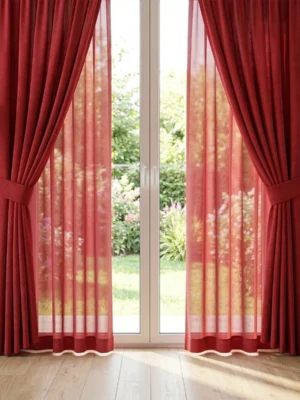 Kırmızı renkli perde