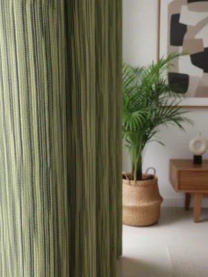 Yeşil Fon Perde İnce Çizgili