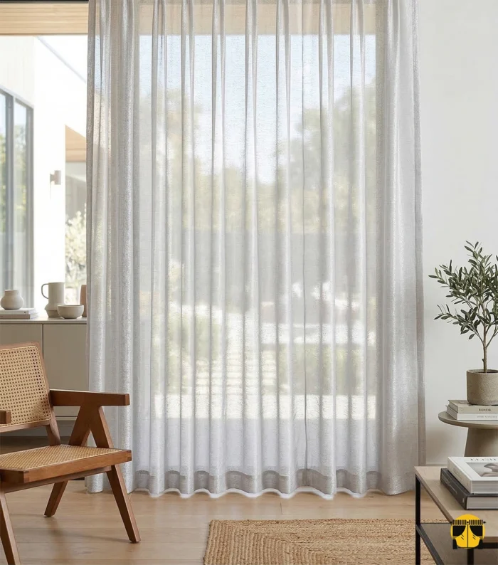 Salon için ince fon perde