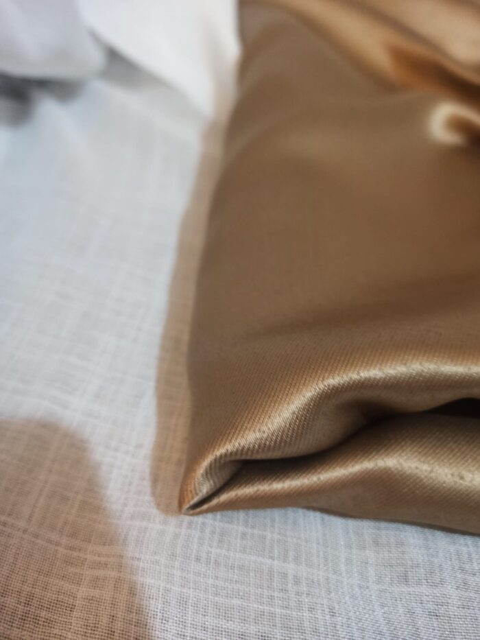 Kahverengi karartma perde fiyatları ve modelleri incele