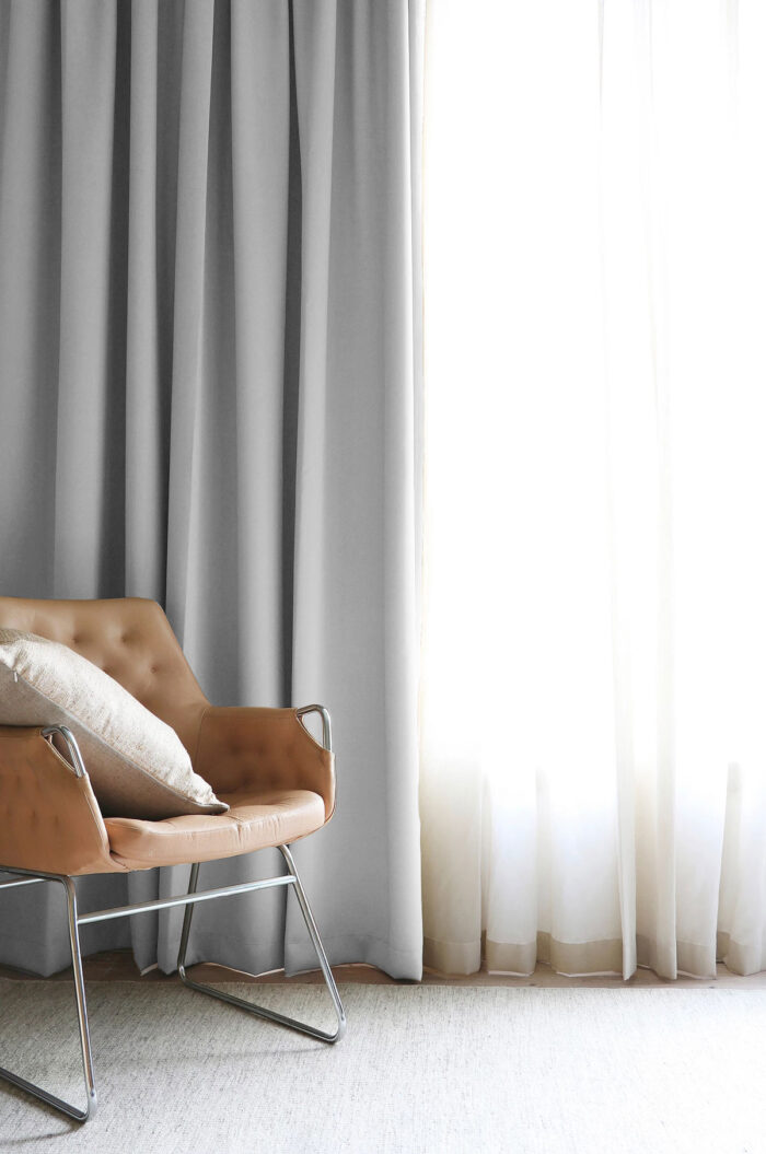 gümüş gri karartma perde