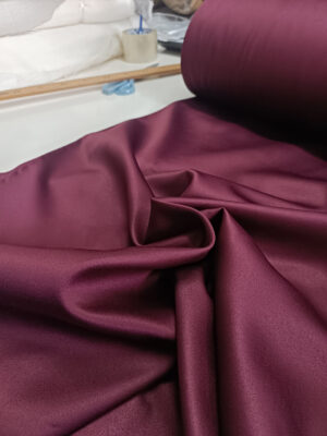 vişne rengi karartma perde modelleri