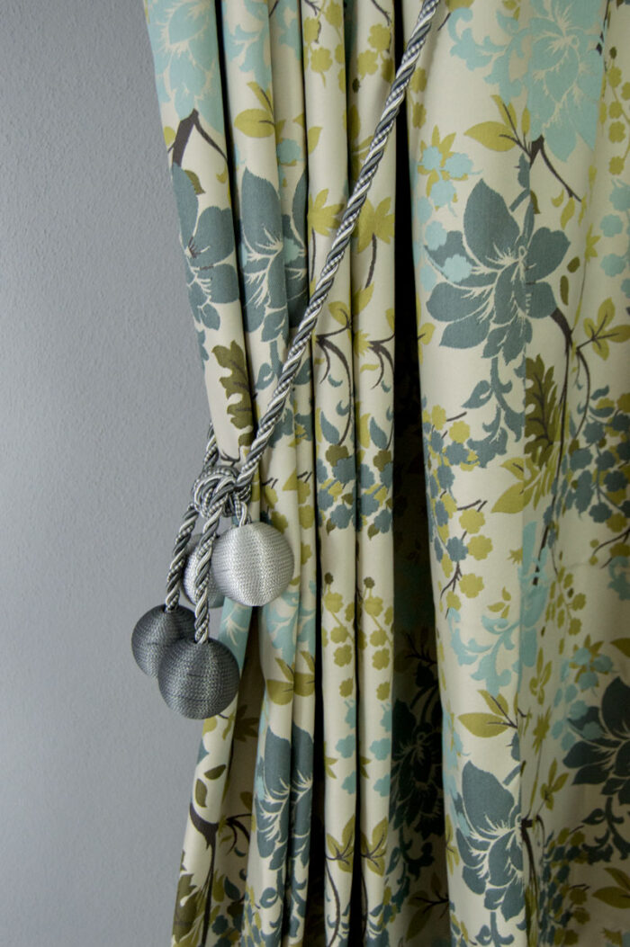 Çiçek desenli film modelleri