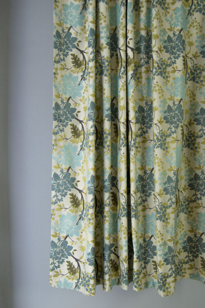 Çiçek desenli film modelleri