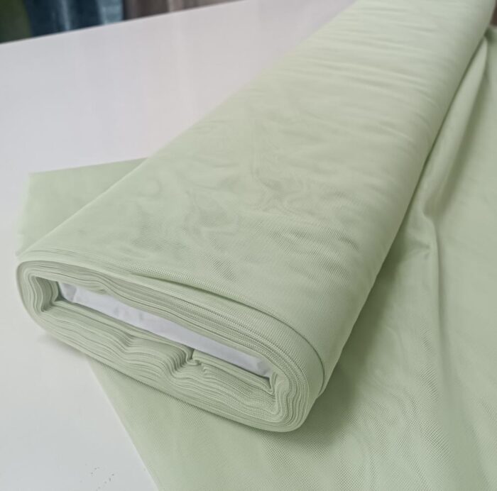 Yeşil rengi çocuk odası perdesi