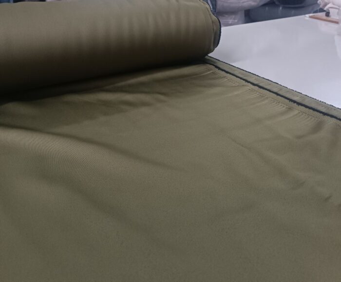 Zeytin Yeşili Fonluk karartma perde modelleri