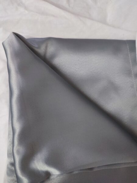 gri renkli karartma blackout perde modelleri