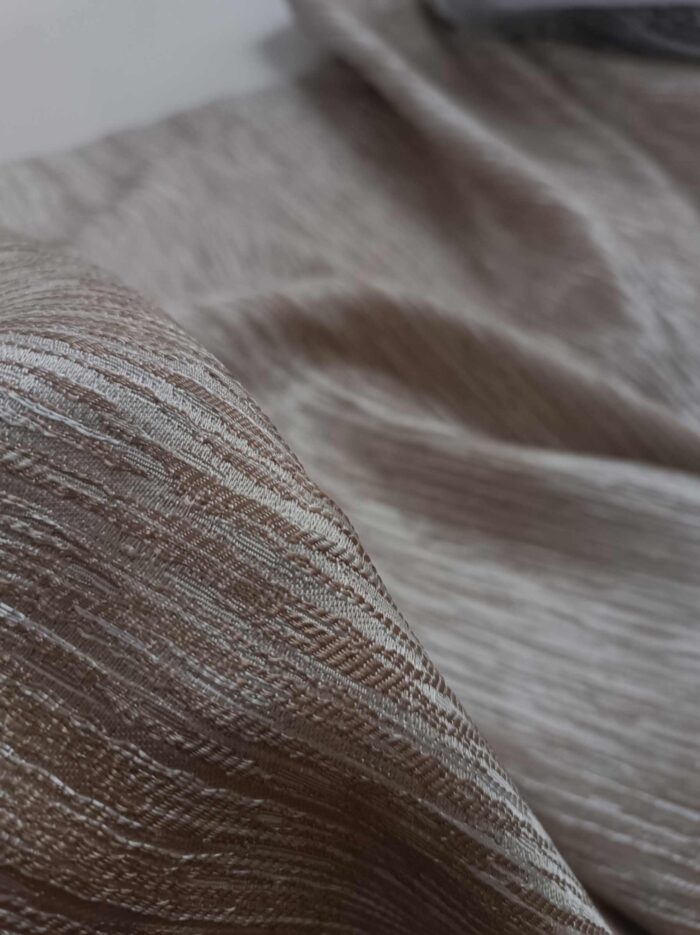 Koyu bej jakar pede modası