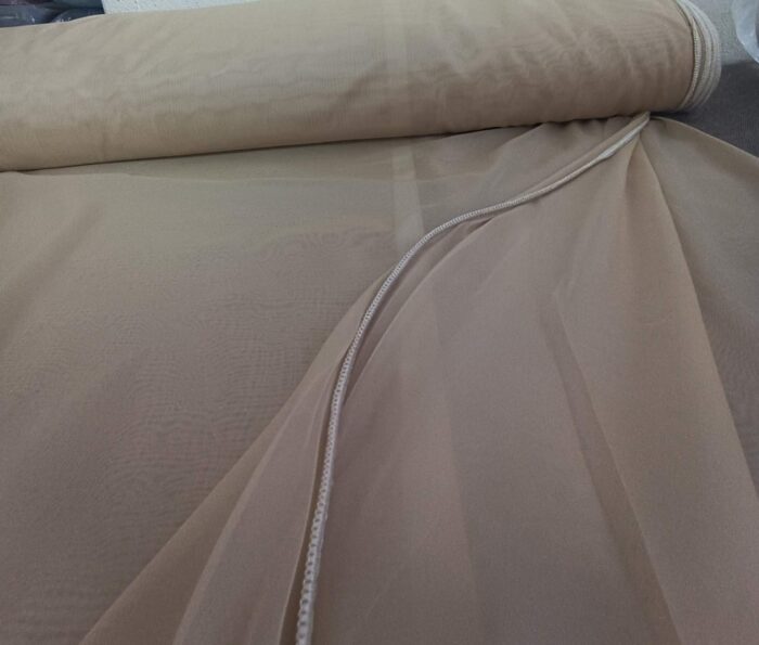 İpeksi bej tül perde