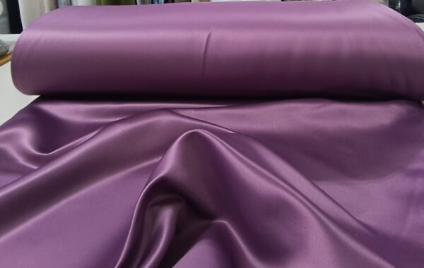 Mor renkli saten perde modelleri