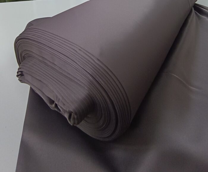 Kahverengi saten fon perde parlak