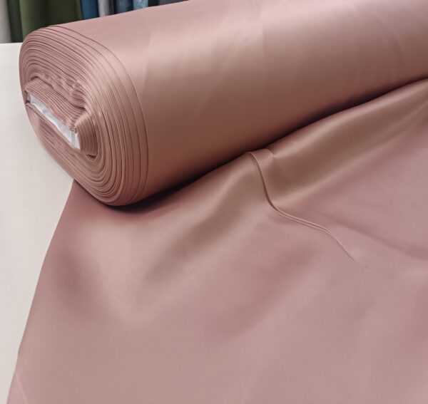 yavruağzı saten perde fiyatları