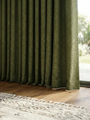 Yeşil fon perde detayı