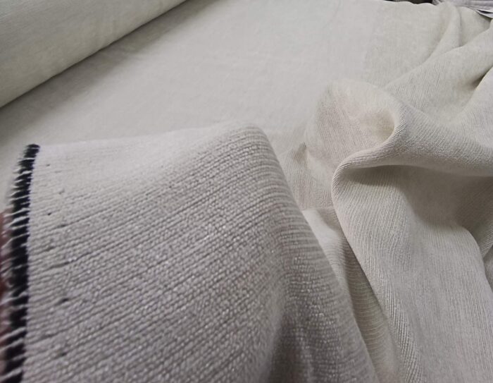 kadife krem rengi karartma perde fiyatları