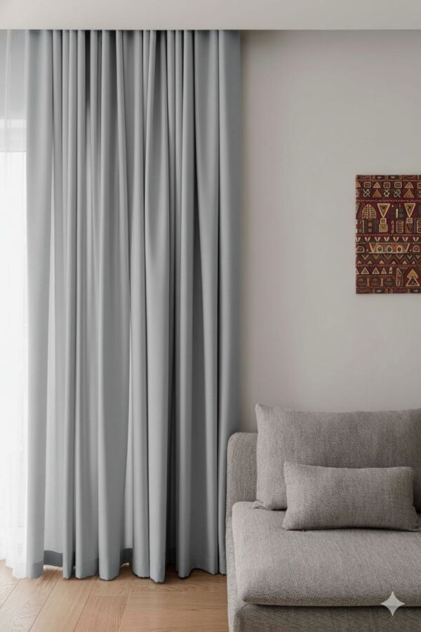 Açık Gri Keten Fon Perde – Şık ve Işık Geçirmez Blackout