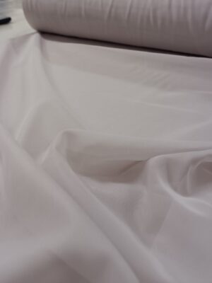 Modern açık lila tül perde dekorasyonu