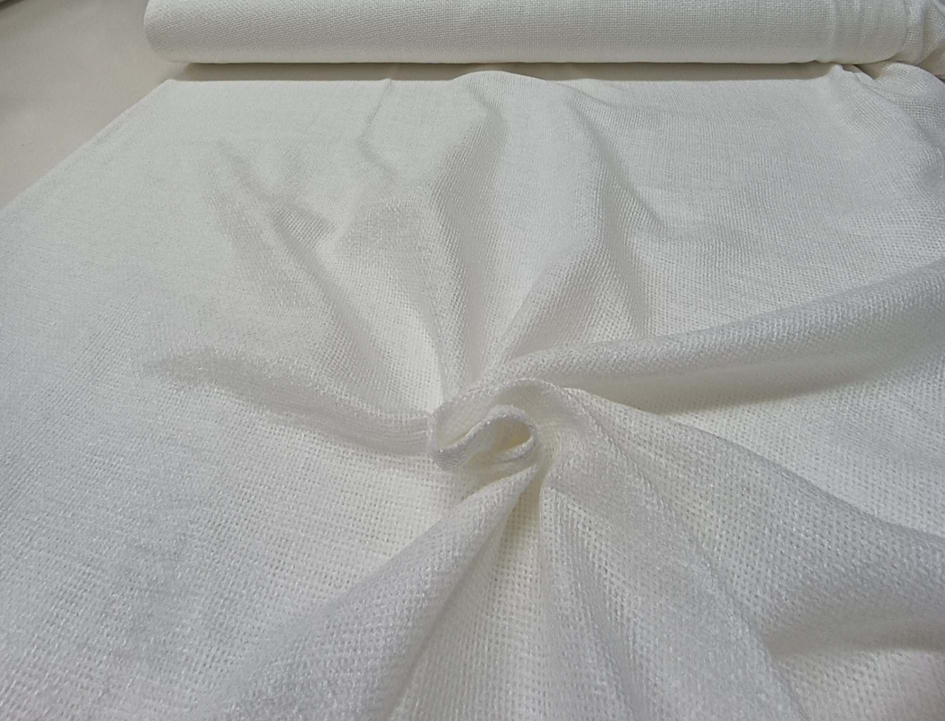 Kalın Beyaz Tül Perde – Zarif, Modern ve Dayanıklı Tül Modelleri