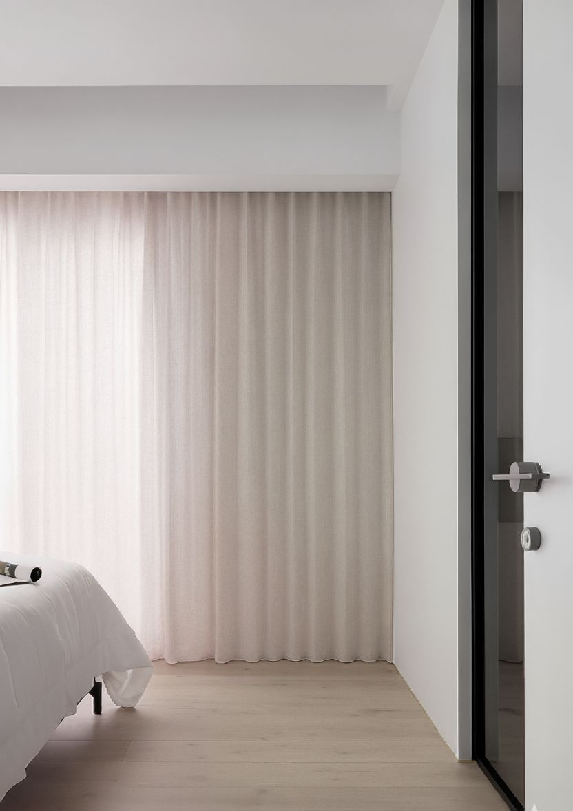 Açık pembe kalın keten tül perde salon dekorasyonu