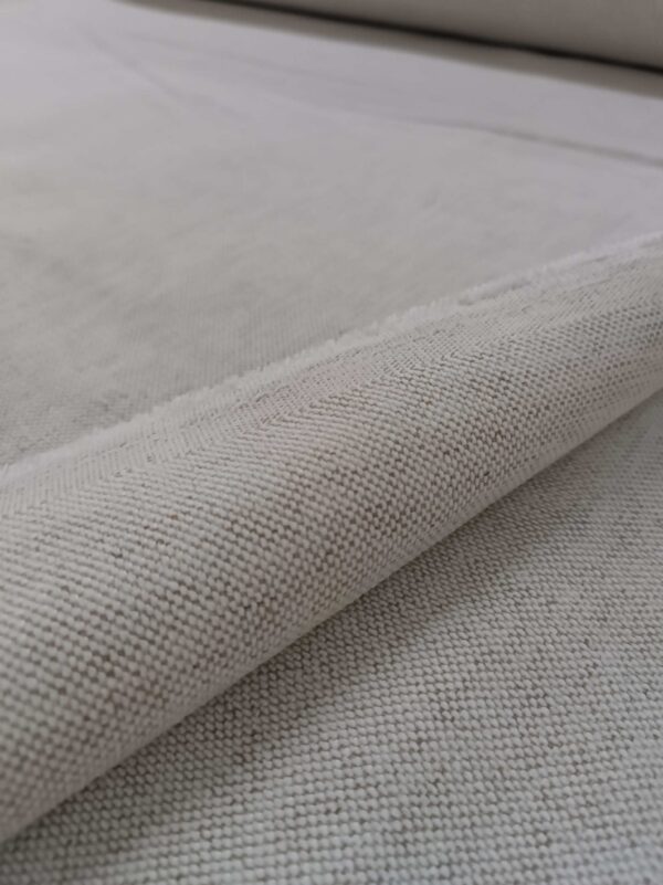 Korniş uyumlu koyu krem keten fon perde