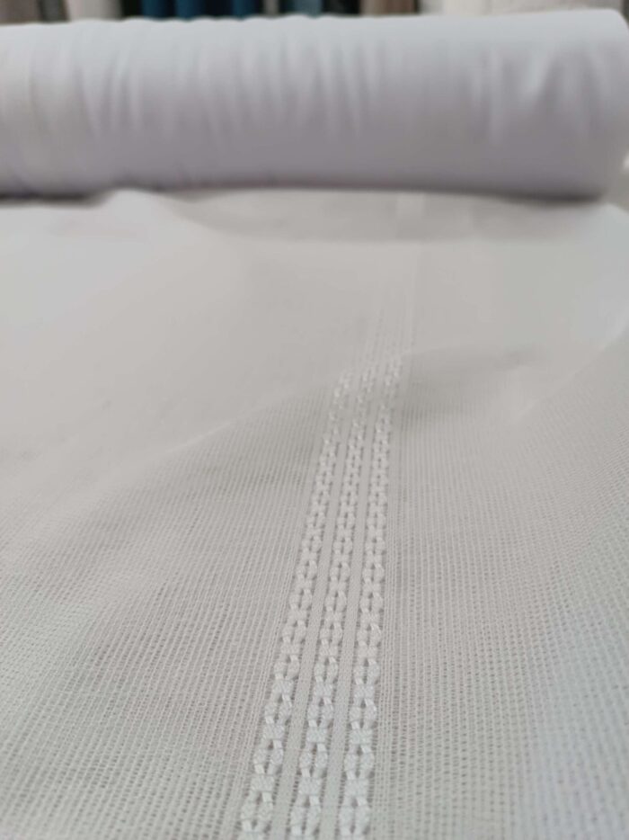 Tilla Şerit Desenli Beyaz Tül Perde