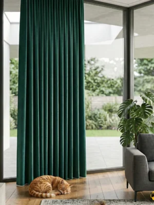 Zümrüt yeşili fon perde karartma