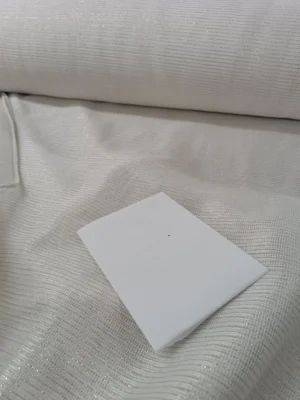 Modern ev dekorasyonu için simli parıltılı eteği şeritli tül perde