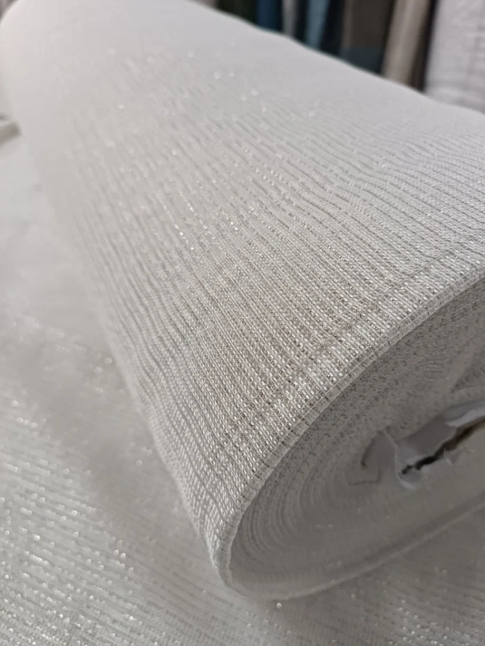 Gümüş parıltılı eteği şeritli kırışmaz tül perde tasarımı