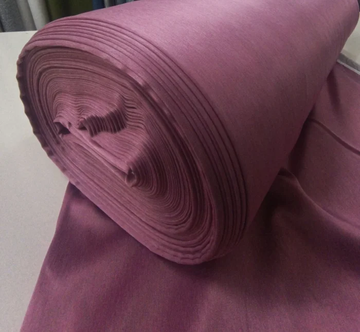 Ranperde pembe blackout kumaş dokusu ve kalite detayı