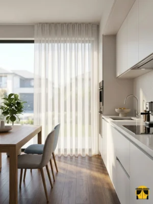 "Özel sık dokuma teknolojisiyle üretilmiş kırık beyaz mutfak tülü kumaşının mat ve kaliteli lif yapısını sergileyen yakın plan."