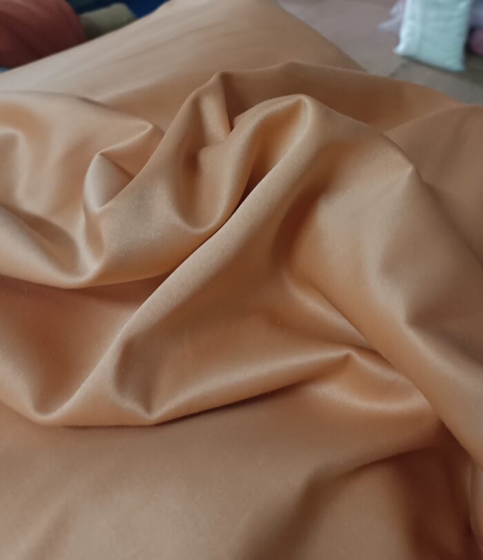 Altamura Sıcak Yavruağzı Fon Perde